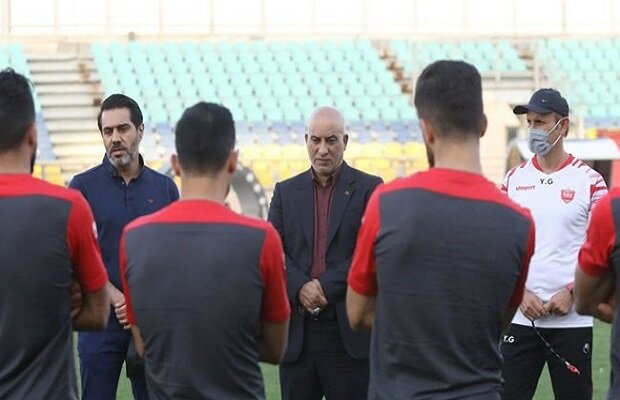 شورش در اردوگاه پرسپولیس